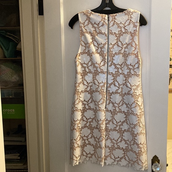 MOD Dress - Picture 3 of 5